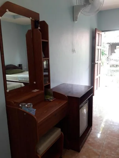 Jungle Hut Bungalows & Hotel – Photos 3